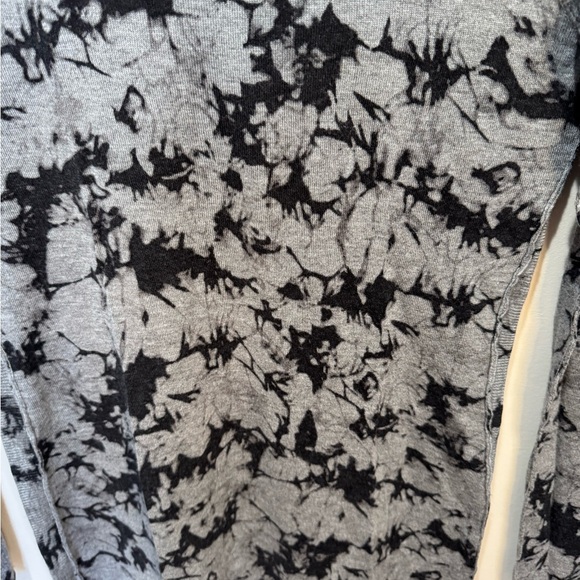 Kokun Grey Marble Print Fitted Crew Size Small Bamboo‎ Cashmere Top - Picture 5 of 7